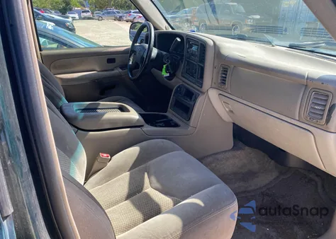 2003 Chevrolet Suburban C1500 from USA, damaged, VIN 3GNEC16Z83G100685